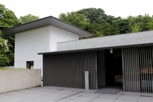 0281:鈴木大拙館 アプローチ②