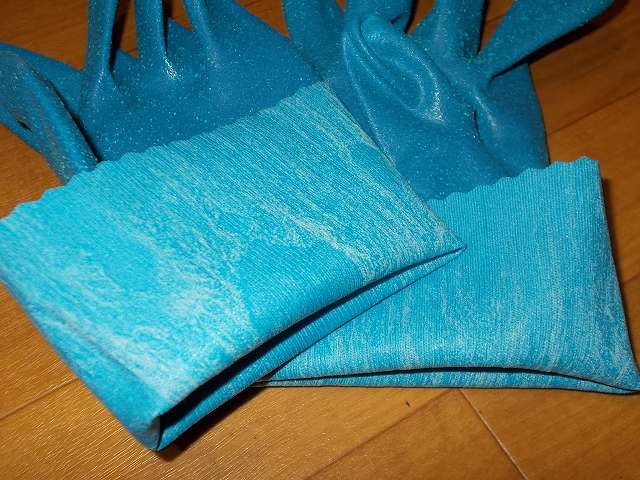 透湿性と防水性を兼ね備えた 「テムレス」 シリーズ、透湿防水、ムレにくい 3層構造、軽く、やわらかく、ムレにくい No.281 テムレス L サイズ、裏布は編み目が細かく縫い合わせのない独自の 13ゲージ・シームレス編み手袋