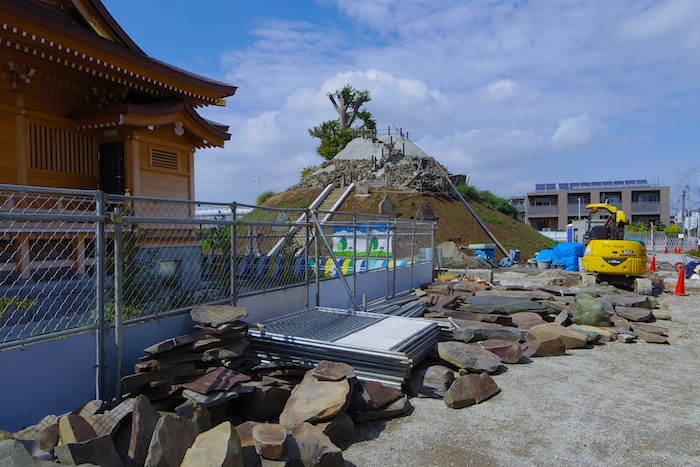 「飯塚の富士塚」―葛飾区指定史跡―