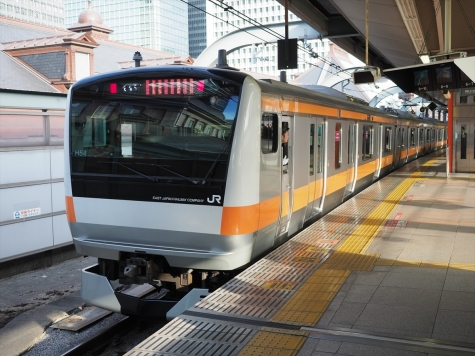 JR中央快速線 E233系 電車